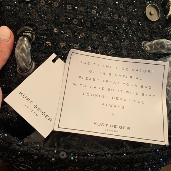 Authentic KURT GEIGER LONDON Tweed Lock fringe sequins flap Crosby/shoulder - Picture 14 of 15